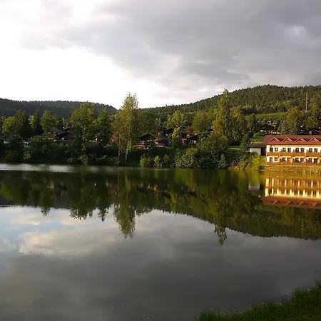 Feriendorf Am Hohen Bogen
